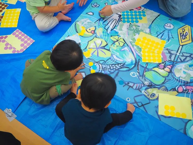 キッズスクウェア丸の内永楽ビルのワークショップの様子（10/9・7枚目）