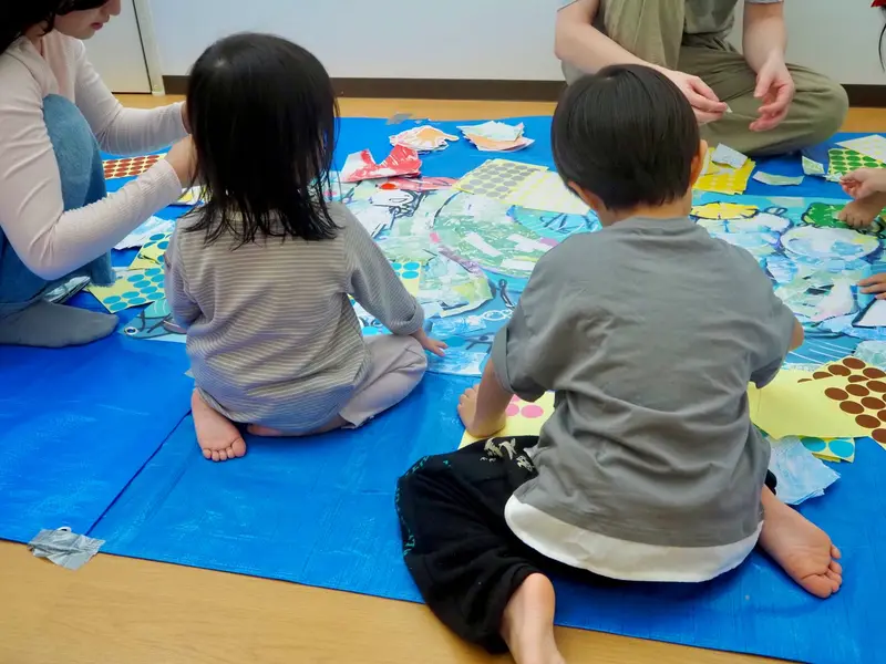 キッズスクウェア丸の内永楽ビルのワークショップの様子（10/9・13枚目）